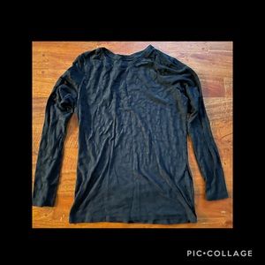 Buttersoft Black Medium burnout scrub undershirt